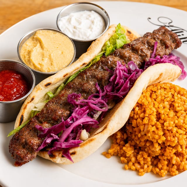 Lunch Adana, Pita, Salad.