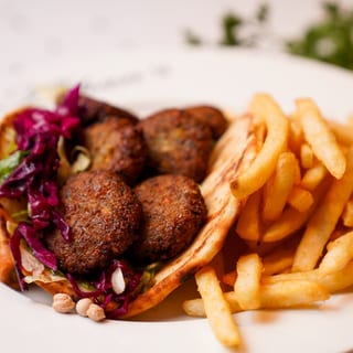 Lunch Falafel, Pita