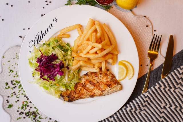 Lunch Sea Bass, Salad